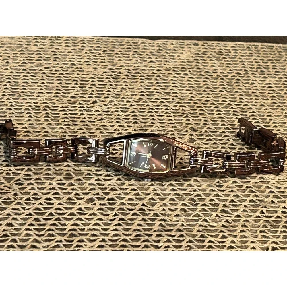 Women's Fashion Watch Metallic Brown‎ Working New Battery